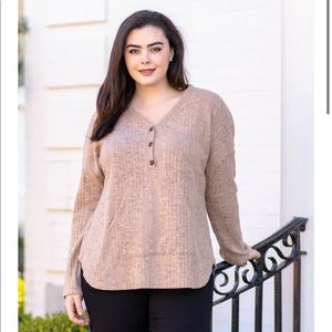 Long sleeve with front pocket shirt